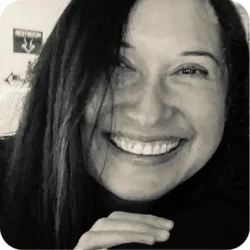 Ulia Loureiro Ishi-Kawa